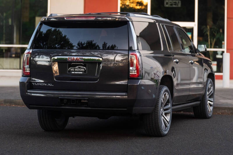 2018 GMC Yukon XL Denali