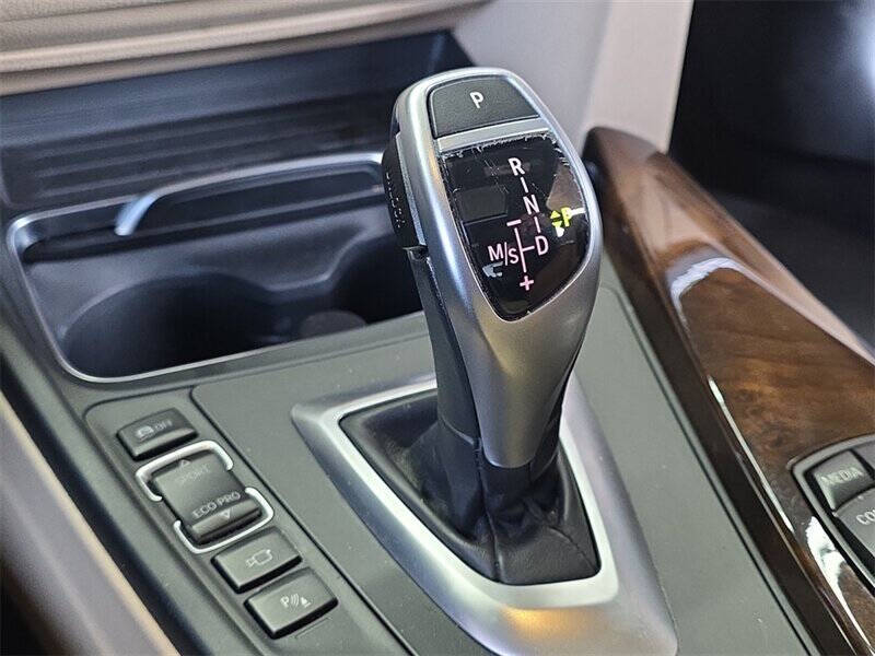 2017 BMW 3 Series 330i