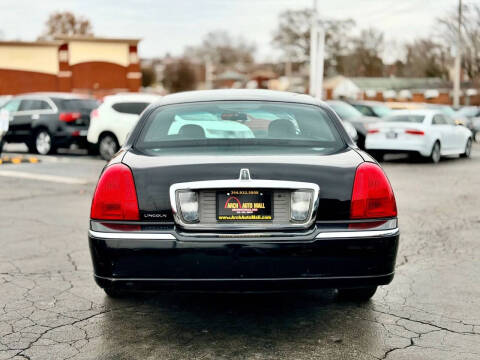2008 Lincoln Town Car Signature Limited