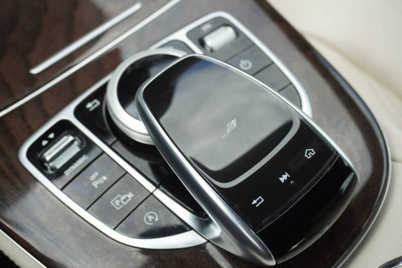 2019 Mercedes-Benz E-Class E 300