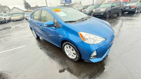 2014 Toyota Prius c Four