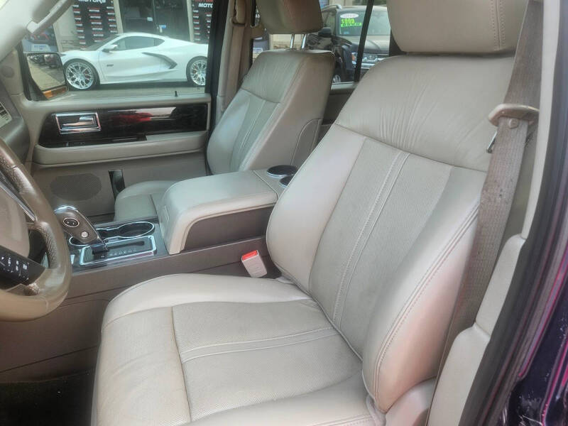 2017 Lincoln Navigator Select