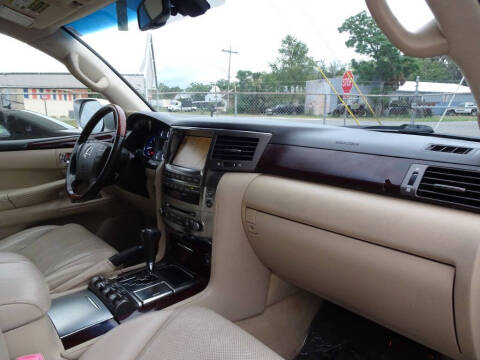 2011 Lexus LX 570