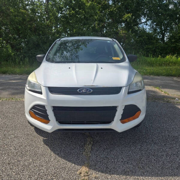 2014 Ford Escape S