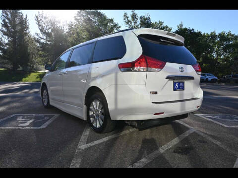 2011 Toyota Sienna