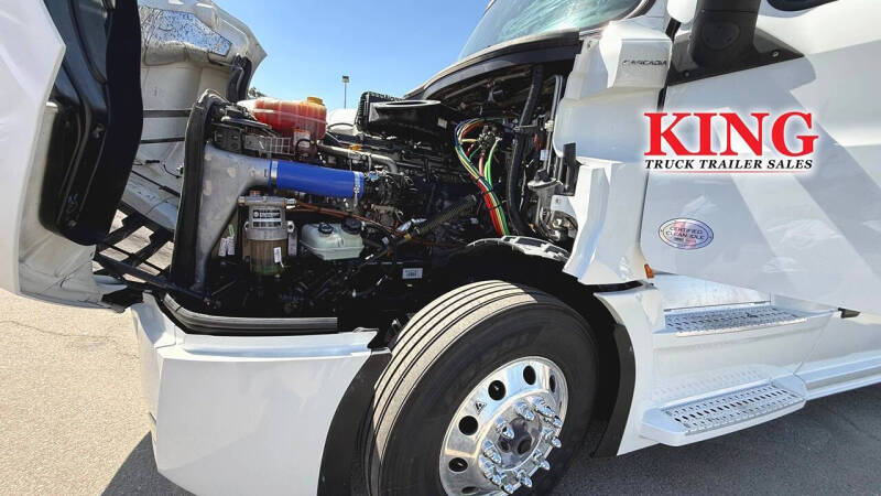 2023 Freightliner Cascadia