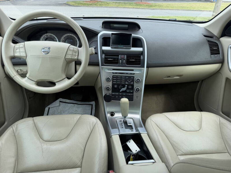 2010 Volvo XC60 T6