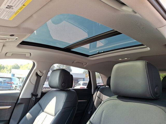 2021 Audi e-tron quattro Prestige