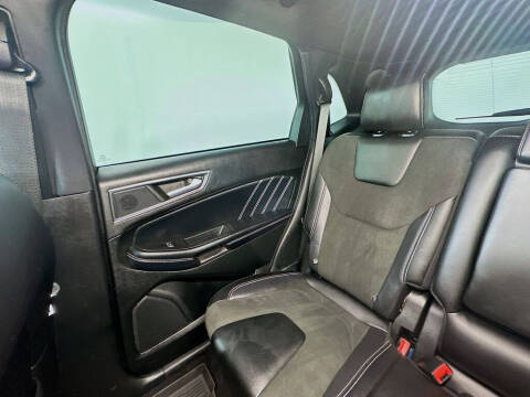 2022 Ford Edge ST