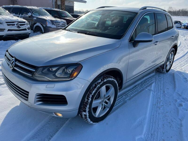 2014 Volkswagen Touareg for sale at River Motors in Portage WI