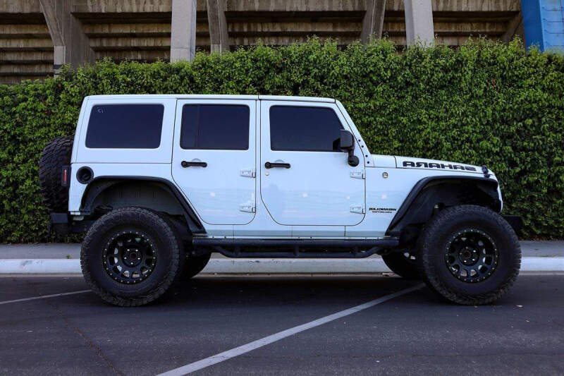 2016 Jeep Wrangler Unlimited Sahara