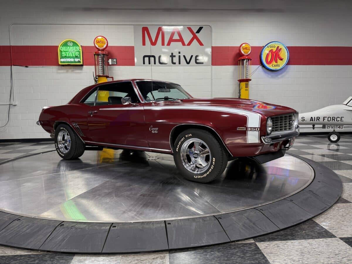 1969 Chevrolet Camaro 19
