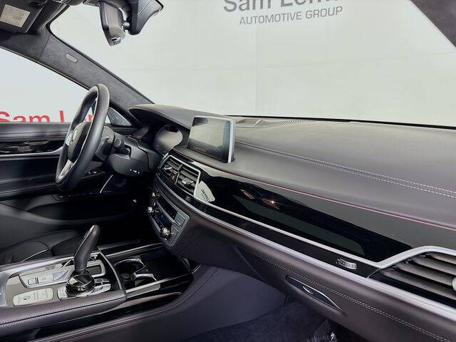 2022 BMW 7 Series ALPINA B7 xDrive