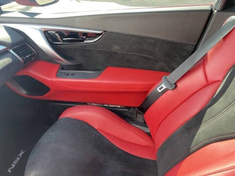 2017 Acura NSX SH-AWD Sport Hybrid