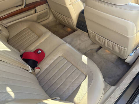 2004 Volkswagen Phaeton V8