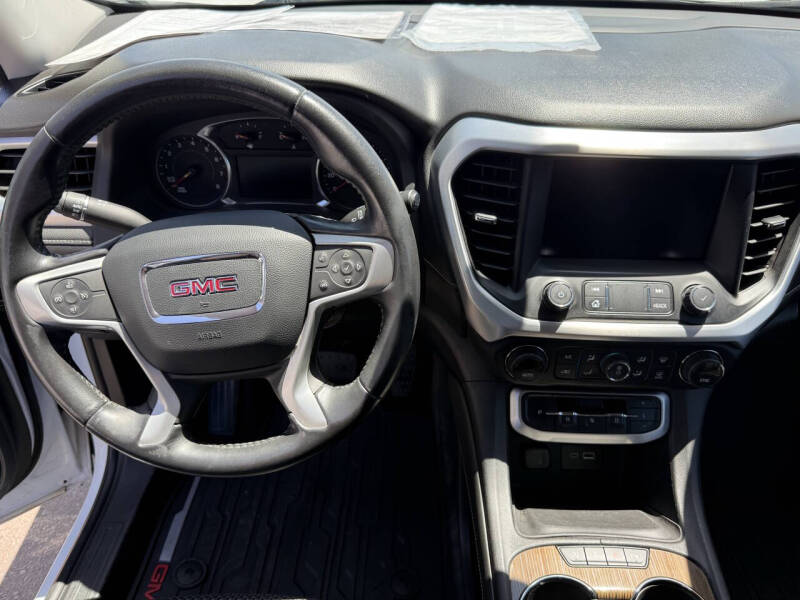 2020 GMC Acadia SLE