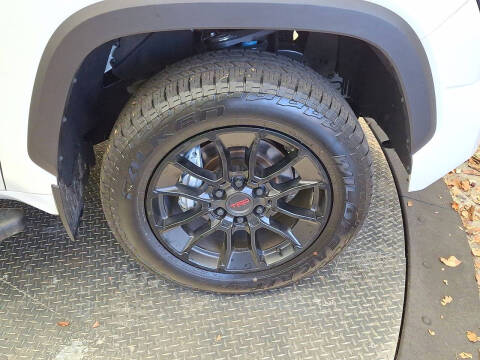 2025 Toyota Tundra Limited HV