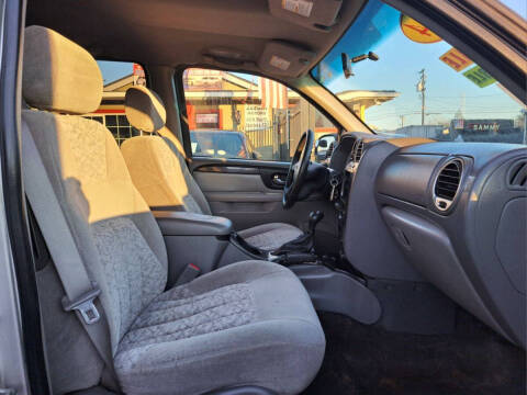 2004 GMC Envoy SLE