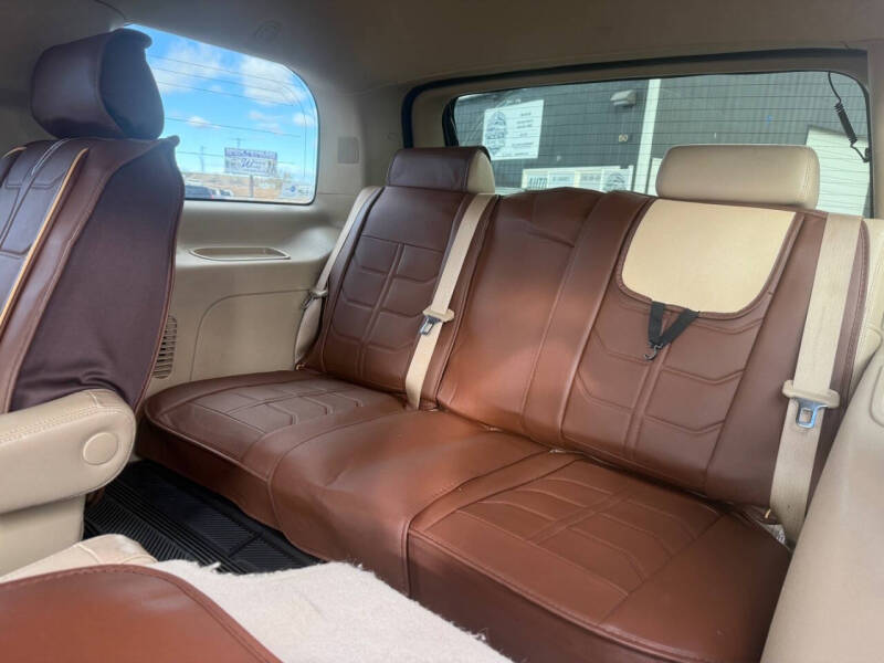 2010 Cadillac Escalade Luxury