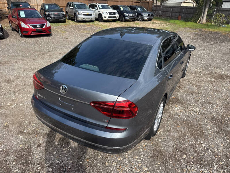 2017 Volkswagen Passat 1.8T SE