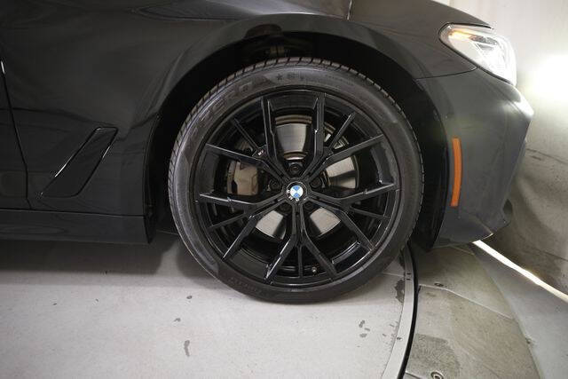 2021 BMW 5 Series 540i