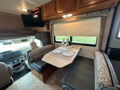 2016 Jayco Redhawk 31 Bunk Beds , LOW MILES