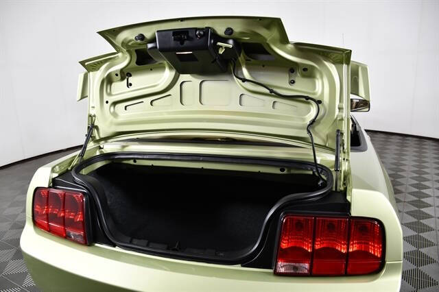 2006 Ford Mustang