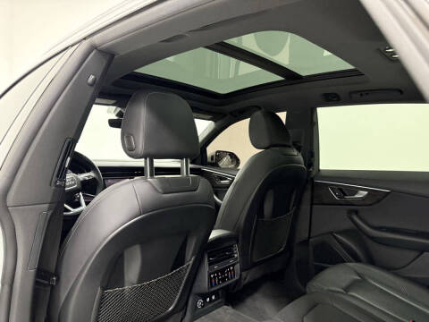 2019 Audi Q8 quattro Premium Plus 55 TFSI