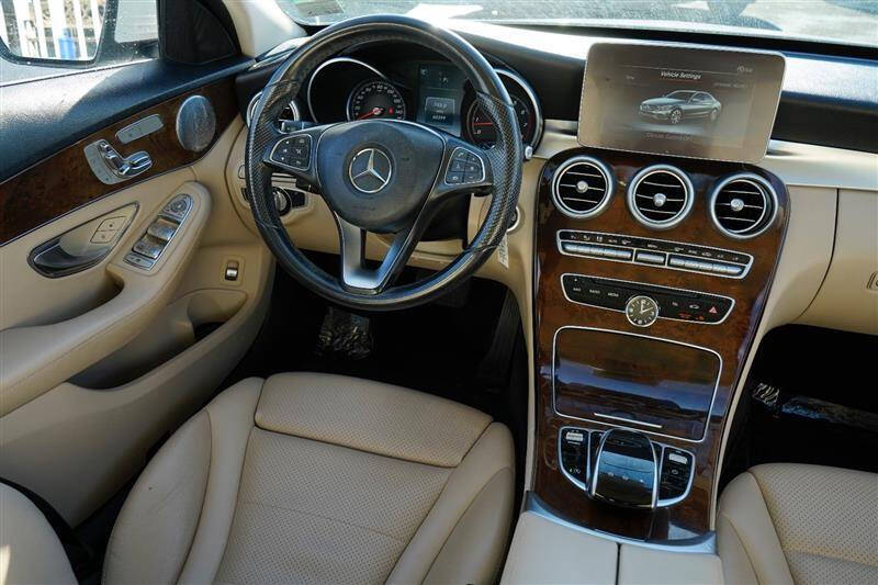 2016 Mercedes-Benz C-Class