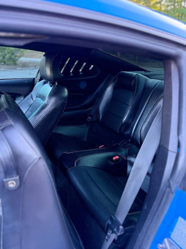 2017 Ford Mustang EcoBoost Premium