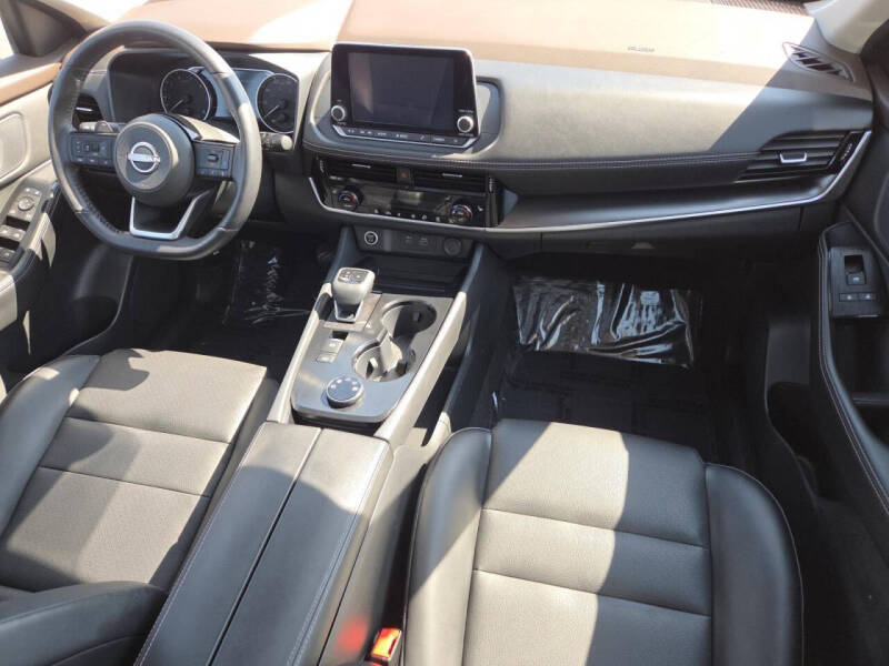 2022 Nissan Rogue SV