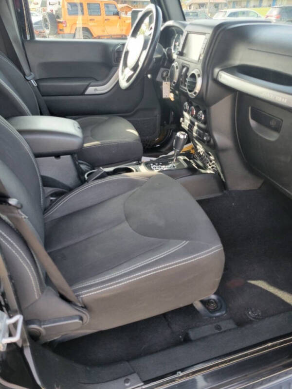 2018 Jeep Wrangler JK Unlimited Sahara