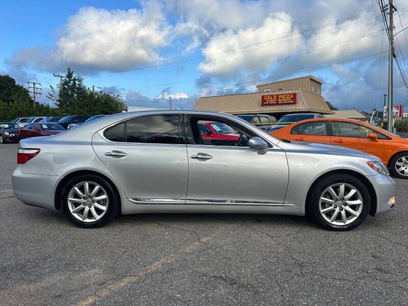2007 Lexus LS 460