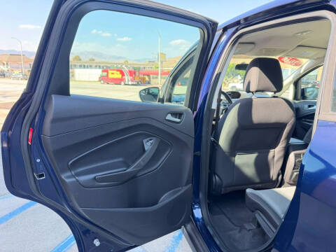 2016 Ford C-MAX Hybrid SE