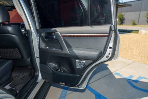 2013 Toyota Land Cruiser