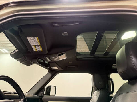 2024 Land Rover Defender 90 P400 X-Dynamic SE