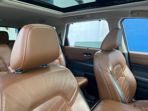 2022 Nissan Pathfinder Platinum