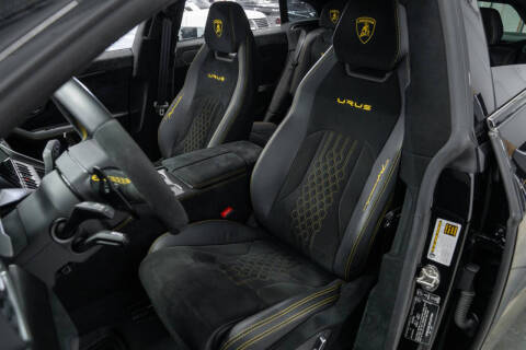 2023 Lamborghini Urus Performante