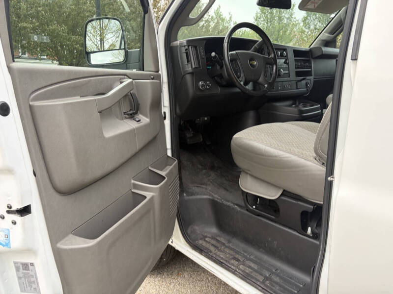 2020 Chevrolet Express 2500