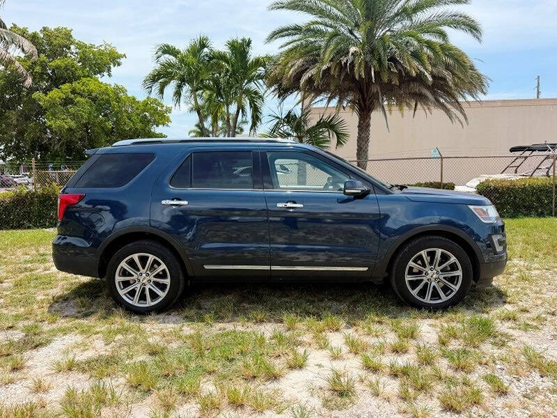 2017 Ford Explorer Limited