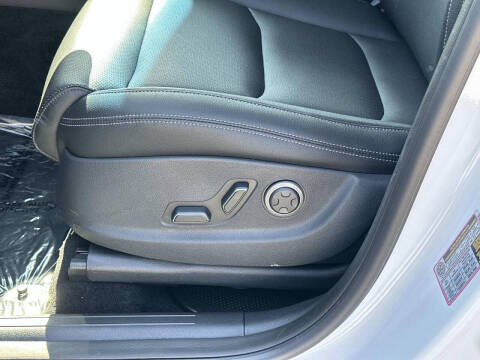 2026 Genesis GV70