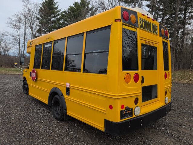 2019 Ford E-Series E-450 SD