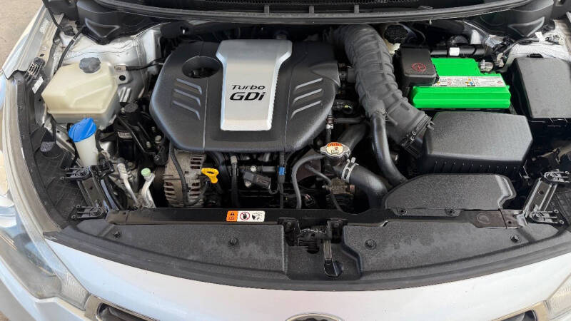 2016 Kia Forte5 SX