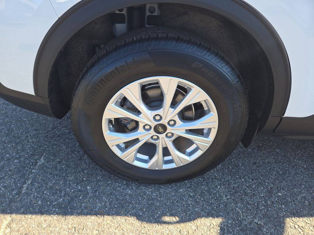 White 2023 Ford Escape Active AWD Active 4dr SUV 2