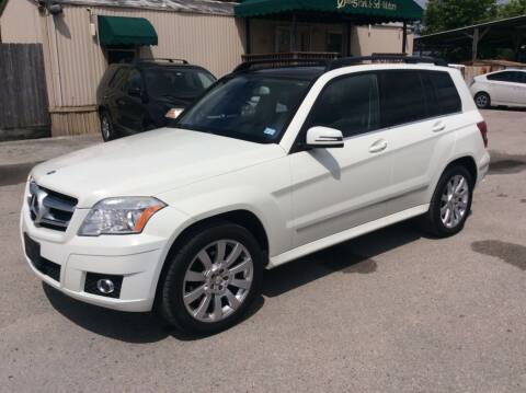 2011 Mercedes-Benz GLK for sale at OASIS PARK & SELL in Spring TX