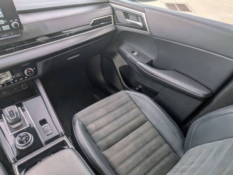 2024 Mitsubishi Outlander SE