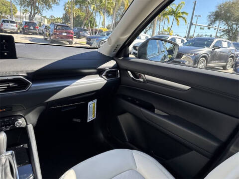 2025 Mazda CX-5 2.5 S Preferred