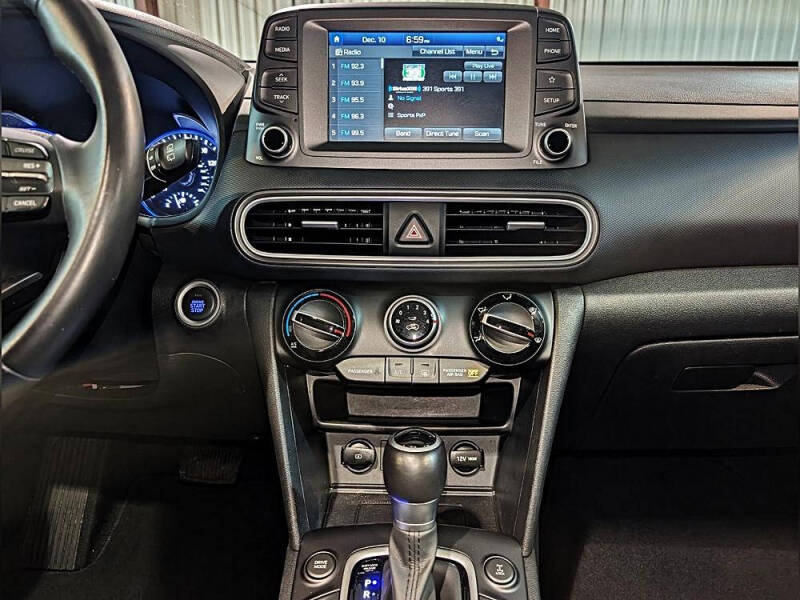 2021 Hyundai Kona SEL Plus