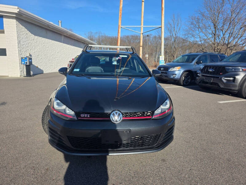 2017 Volkswagen Golf GTI SE
