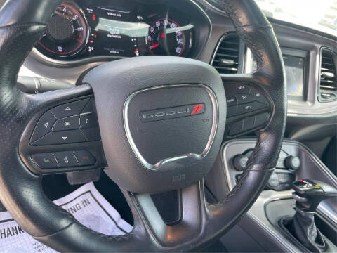 2023 Dodge Challenger SXT